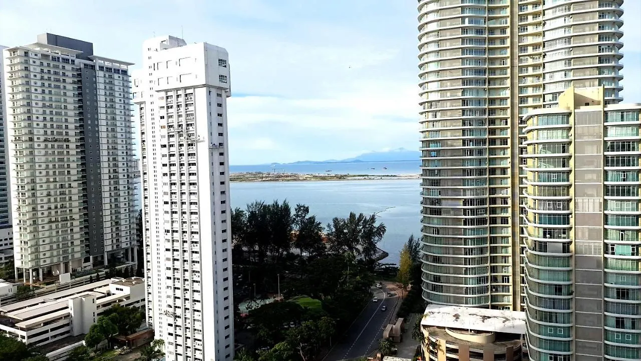 Mansion One Entire House 4 Queenbeds - Spacious Balcony Seaview George Town 0*,